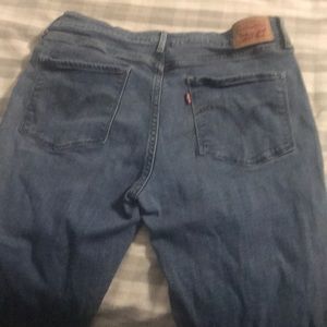 Ladies Levi Jeans